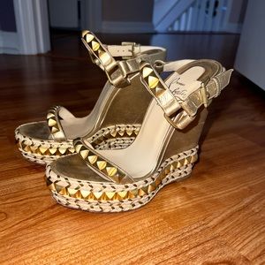 Christian Louboutin size 35